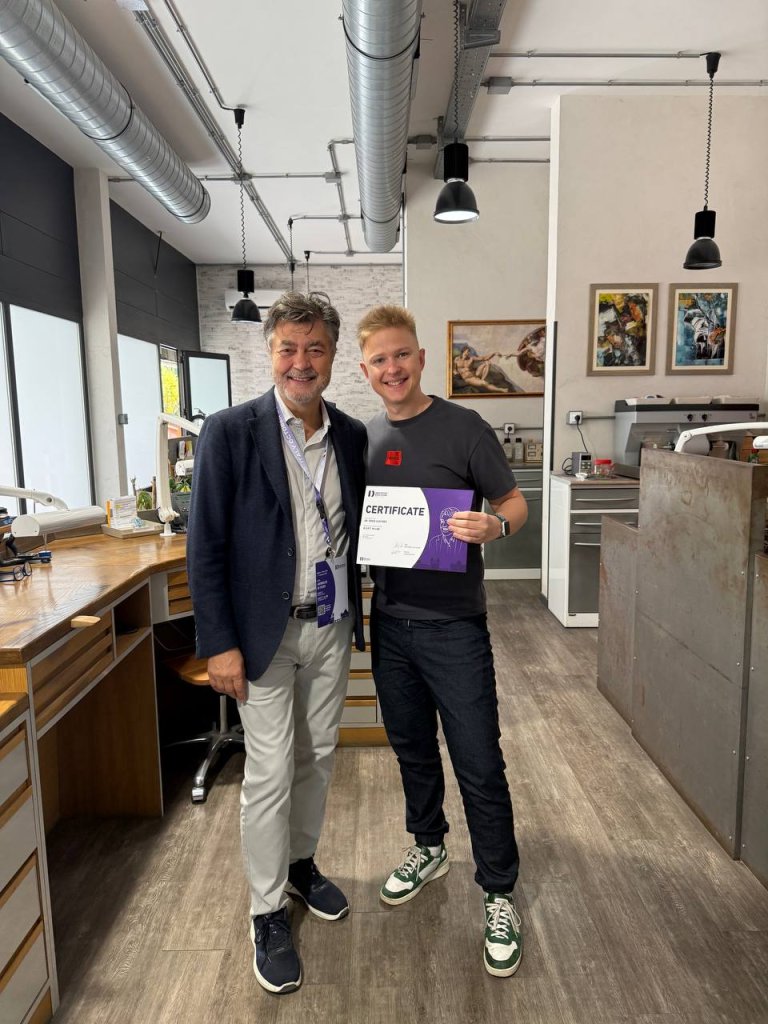 image-12-11-25-10-24-2.jpeg image-12-11-25-10-24-2.jpeg